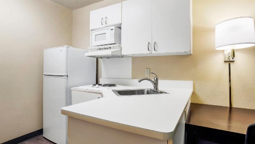 Home 1 Suites Extended Stay image 13